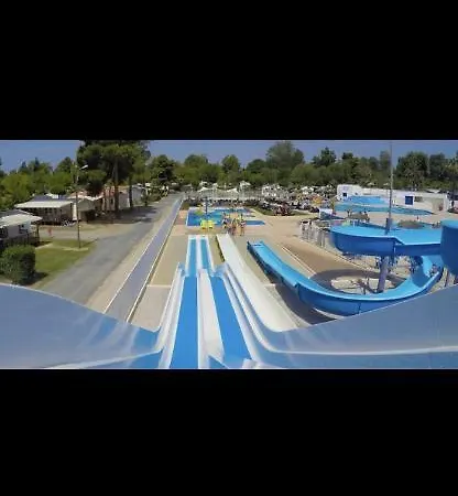 Camping 4 Etoiles Le Bosc Cyrpien Mobil *