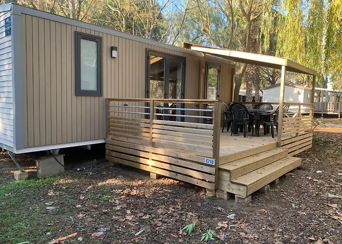 홀리데이파크 Camping 4 Etoiles Le Bosc Cyrpien Mobil 생시프리앙
